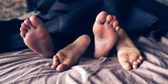 porno-gencleri-cinsellikten-uzaklastiriyor-mu-IgIVQfGq.jpg