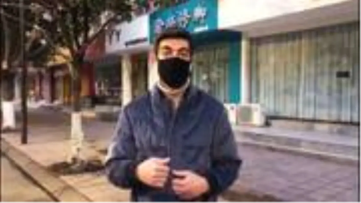 turk-ogrenci-cinde-eczaneleri-dolasip-maske-aradi-LyZ7Spsi.jpg