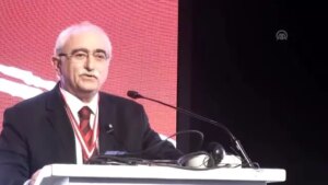 acil-tip-uzmanlari-antalyada-bulustu-R6HJzDnn.jpg