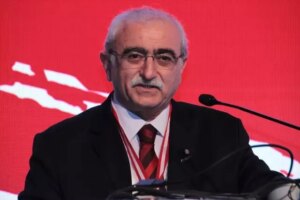 acil-tip-uzmanlari-antalyada-bulustu-Ym8zNQuU.jpg