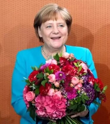 angela-merkel-65inci-yasina-girdi-sihhati-ile-ilgili-spekulasyonlar-suruyor-H2mvkKIz.jpg