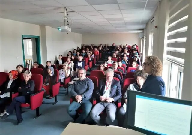 bursa-sehir-hastanesi-calisanlarina-oryantasyon-egitimi-JvL3mzOi.jpg