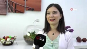diyetisyen-oznur-selek-eger-disarida-tuketmemiz-gerekiyorsa-kesinlikle-kucuk-uzunluklarda-ekstra-sos-nYI1E23t.jpg