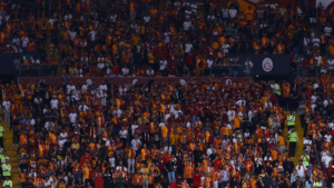 galatasaray-taraftar-sayisinda-avrupa-devleri-arasinda-RPhjfgbJ.jpg
