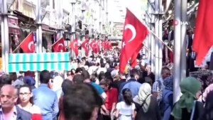 indirimdeki-eseri-kacirdim-diye-uzuluyorsaniz-tuketim-bagimlisi-olabilirsiniz-EcyFGpzS.jpg