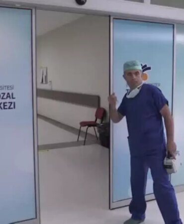 inonu-universitesi-karaciger-nakliyle-guinness-yolunda-prof-dr-ahmet-kizilay-h4hSbsfr.jpg
