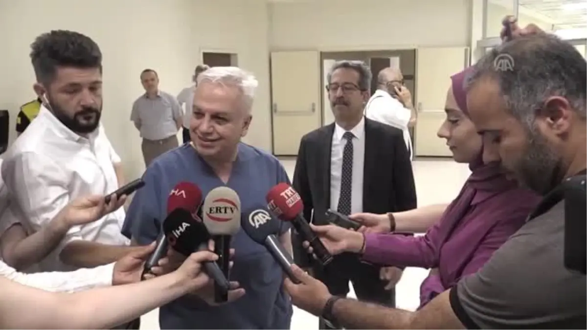 inonu-universitesi-karaciger-nakliyle-guinness-yolunda-prof-dr-sezai-yilmaz-5bGmazyT.jpg