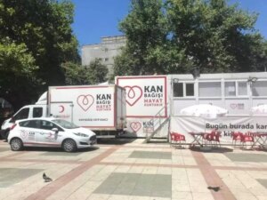 kizilay-tiri-eren-icin-kok-hucre-ve-kan-bagisi-kampanyasi-baslatti-FlJJaYCk.jpg
