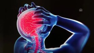 migren-is-performansini-olumsuz-etkiliyor-FJC5m6XA.jpg