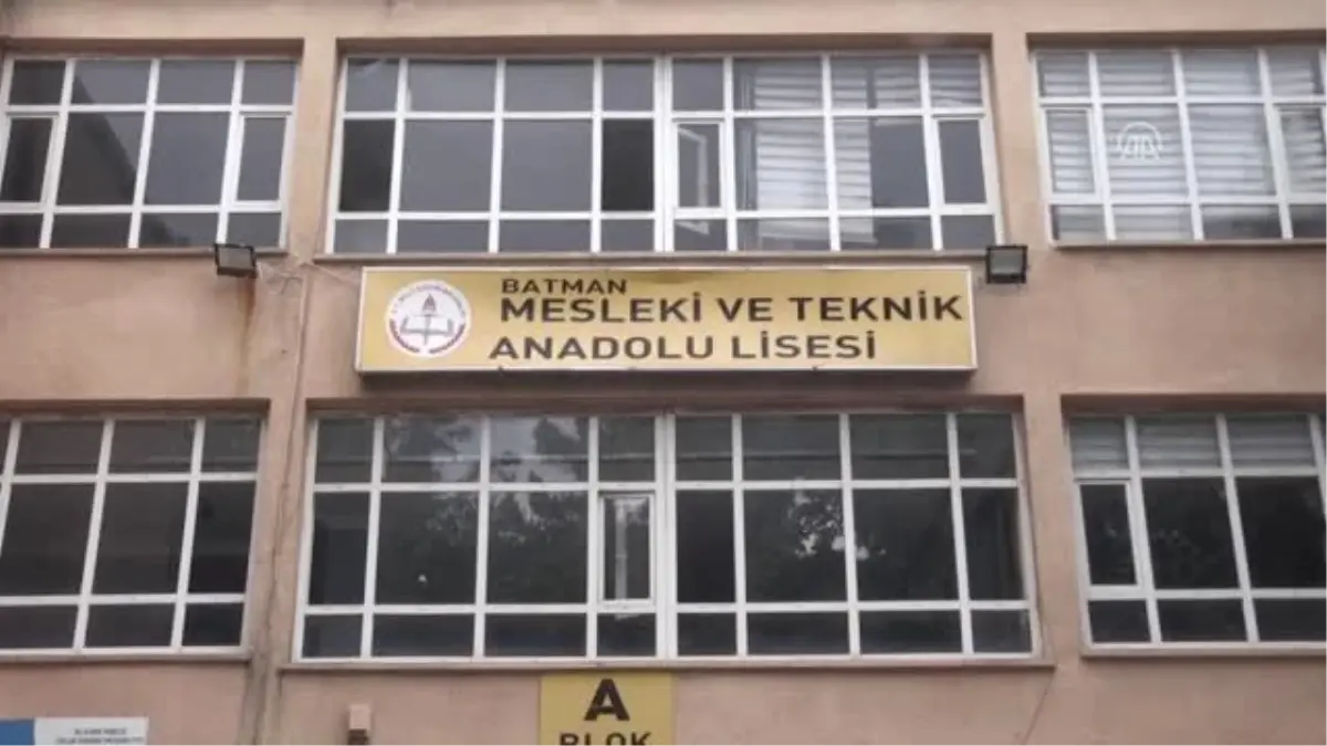 pak-etraf-pak-su-liselilerden-su-tasarrufu-saglayan-lavabo-sistemi-FJZpv9K2.jpg