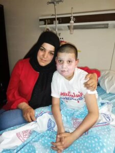 tayfun-atese-atilan-sprey-boya-kutusunun-patlamasiyla-yaralandi-Q4HEu3dy.jpg