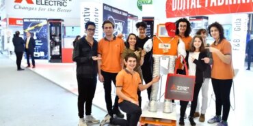 turkiyede-birinci-kere-lise-ogrencilerinin-gelistirdigi-insansi-robot-robotink-ziyaretcilerle-bulusacak-zcdFOn8p.jpg