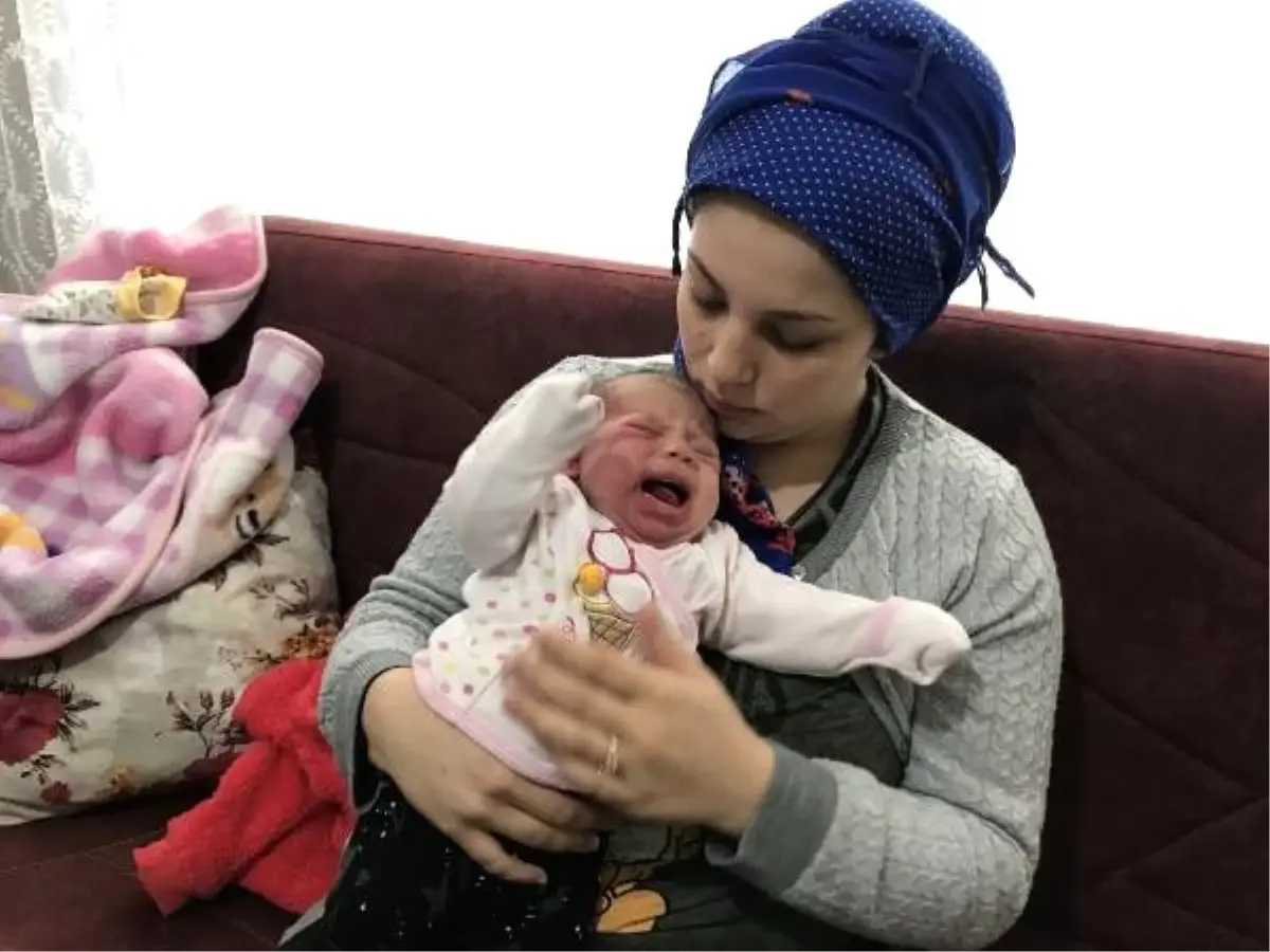 40-gunluk-bebeklerinin-tedavisi-icin-yardim-istiyorlar-EdHy7dja.jpg