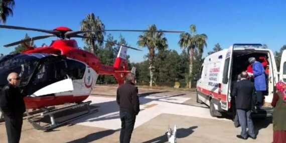 ambulans-helikopter-10-aylik-hadise-bebek-icin-havalandi-iXInUhwy.jpg