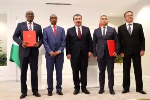 bakan-koca-potansiyel-ulkelerde-sihhat-atasesi-gorevlendirmeyi-planliyoruz-88CC4rZ3.jpg