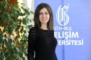 bebege-yapilan-masaj-anne-bebek-baglantisini-guclendiriyor-DgwB43pK.jpg
