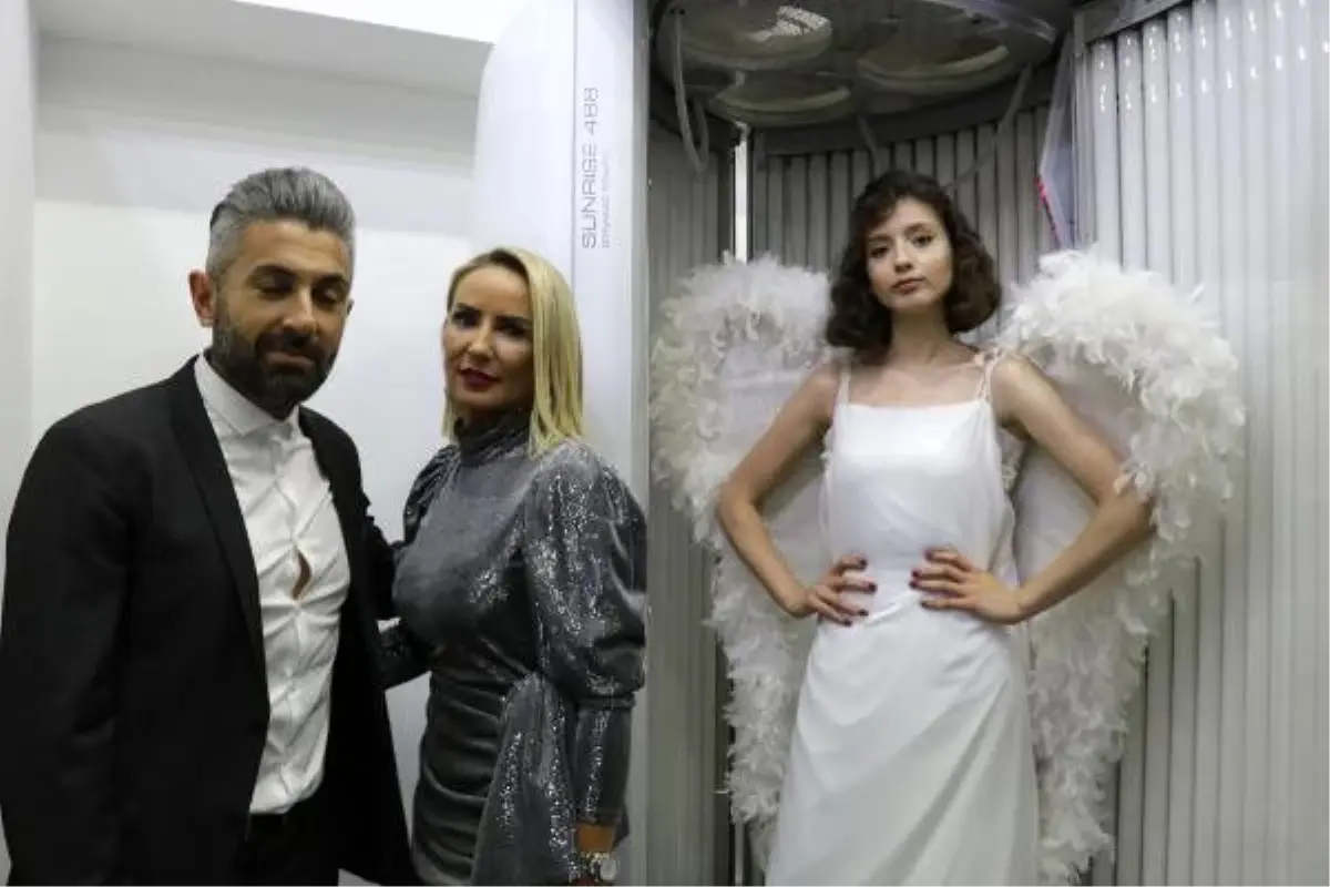 jennifer-lopez-cildine-sahip-olmak-icin-solaryuma-giriyorlar-hVYDXag8.jpg