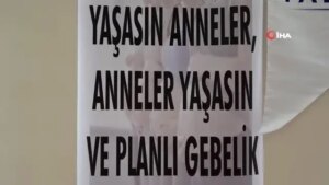 jinekologlar-yasasin-anneler-sloganiyla-orduda-bulustu-NM6T2rVb.jpg