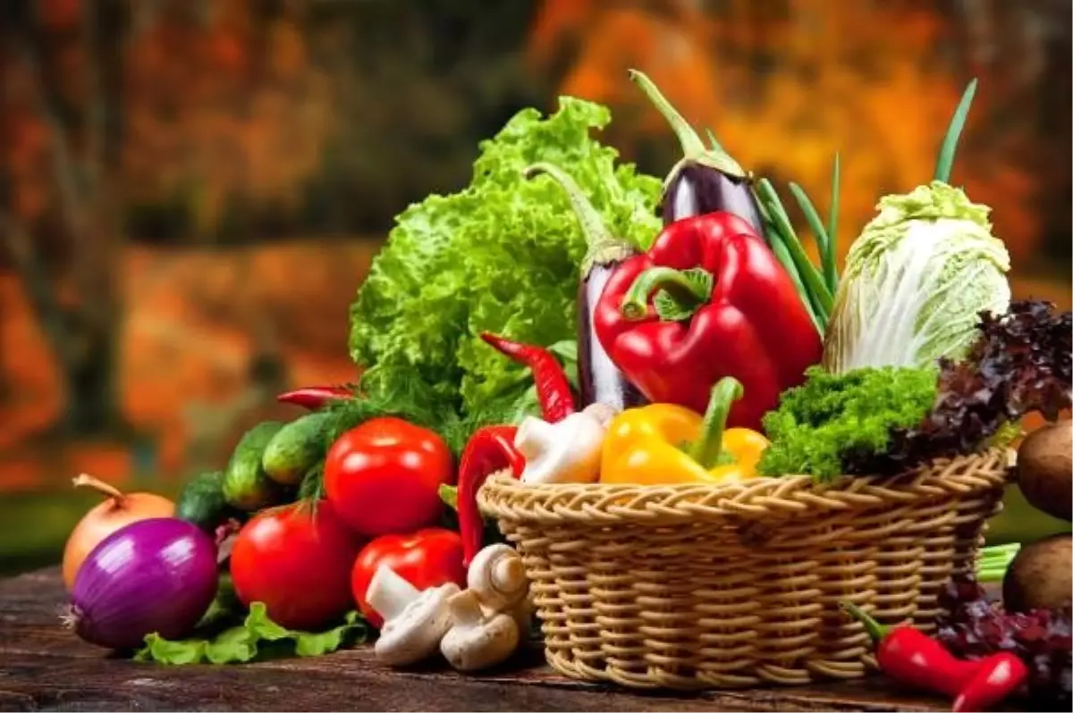 kirmizi-besinler-a-ve-c-vitamini-yesiller-potasyum-zengini-MbxwDazn.jpg