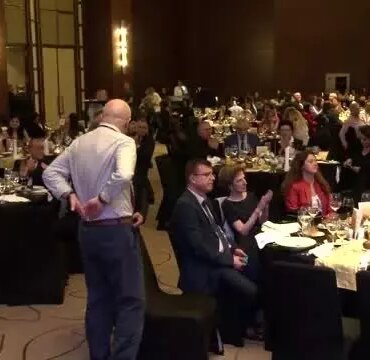 onkolojide-iz-birakanlar-dorugu-kanser-bir-savas-degil-cabadir-9Dl8fian.jpg