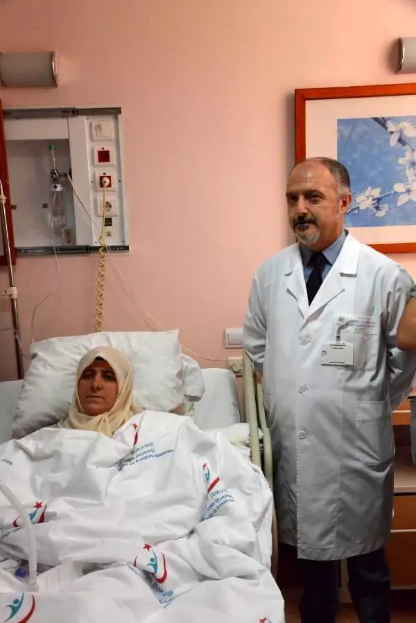 sihhat-raporu-almaya-gitti-dogustan-kalbinin-delik-oldugunu-ogrendi-59DTv7pM.jpg