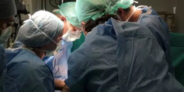 turk-cerrahlardan-yabanci-tabiplere-bobrek-nakli-dersi-a5WqjzWP.jpg