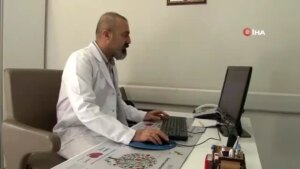 uzm-dr-oz-el-bileginden-anjiyografi-taninan-olma-egiliminde-5w1ffmFG.jpg