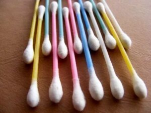 uzmanlardan-kulak-cubugu-uyarisi-DWnx7GQr.jpg