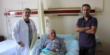 yasli-hastanin-tikali-sah-damarlari-acildi-lr94y9aP.jpg